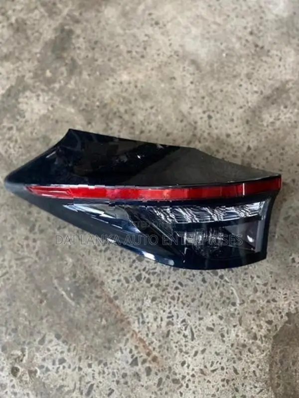 Toyota Yaris Cross Tail Light LS