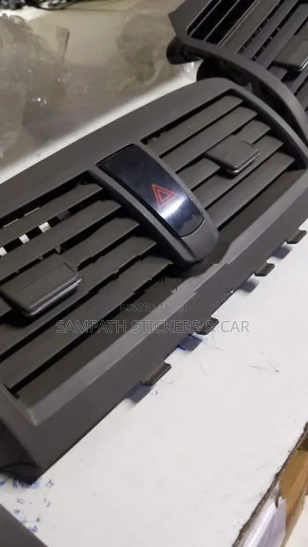 Allion 260 Middle AC Vent