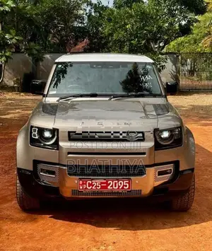 Land Rover Defender HSE SUNROOF 2023