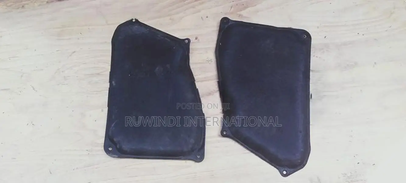 HONDA FIT SHUTTLE GP2 BONNET PAD / INSULATION