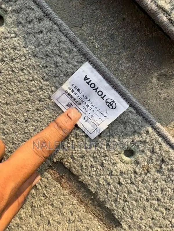 Toyota Prius 30 Carpet Set