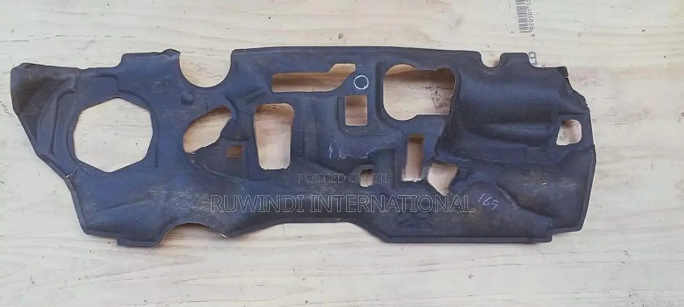 TOYOTA AXIO NKE165 FIRE WALL / MAT