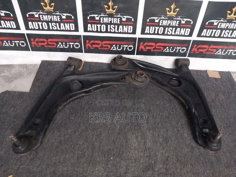 Toyota Vitz KSP 90 Lower Control Arms
