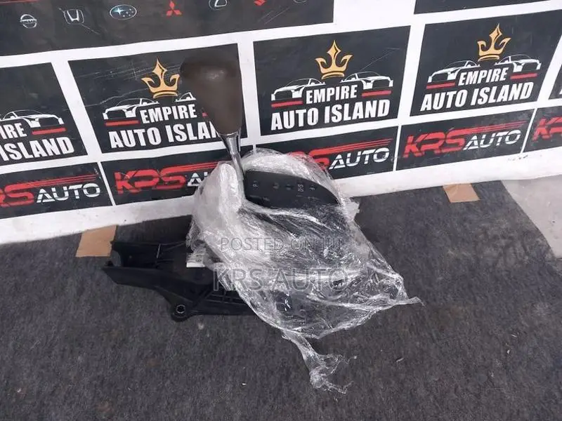 Toyota Vitz KSP 90 Gear Selector