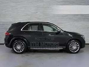 Mercedes Benz GLE 400 AMG Line Premium 2025