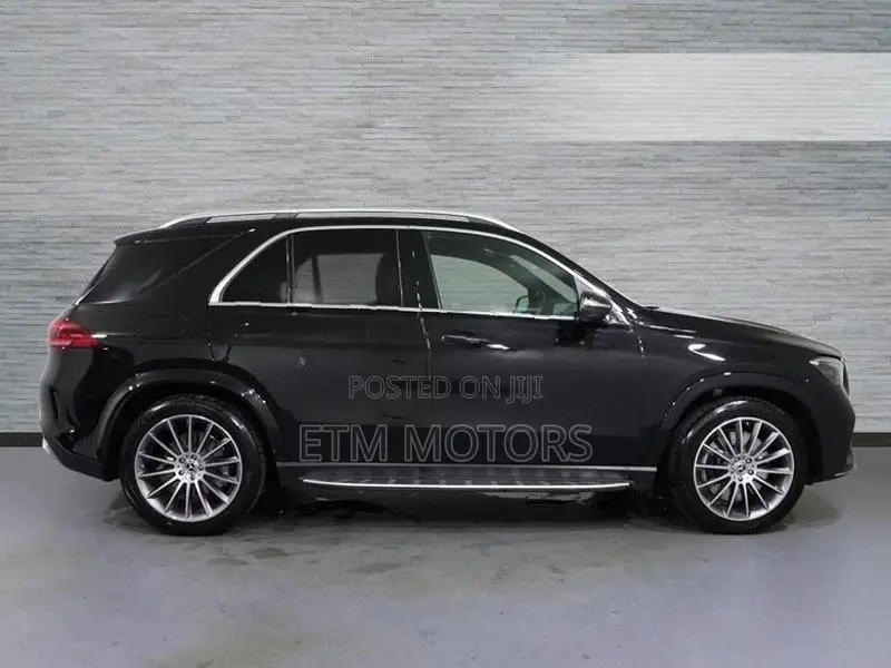 Mercedes Benz GLE 400 AMG Line Premium 2025