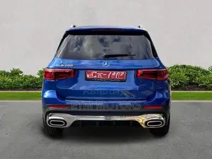 Mercedes Benz GLB 200 AMG PremiumPlus 2025