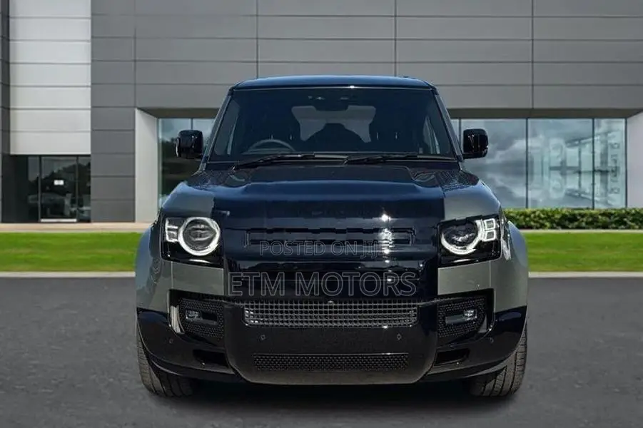 Land Rover Defender P300e HSE 110 2025