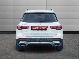 Mercedes Benz GLB 200 AMG PremiumPlus 2025