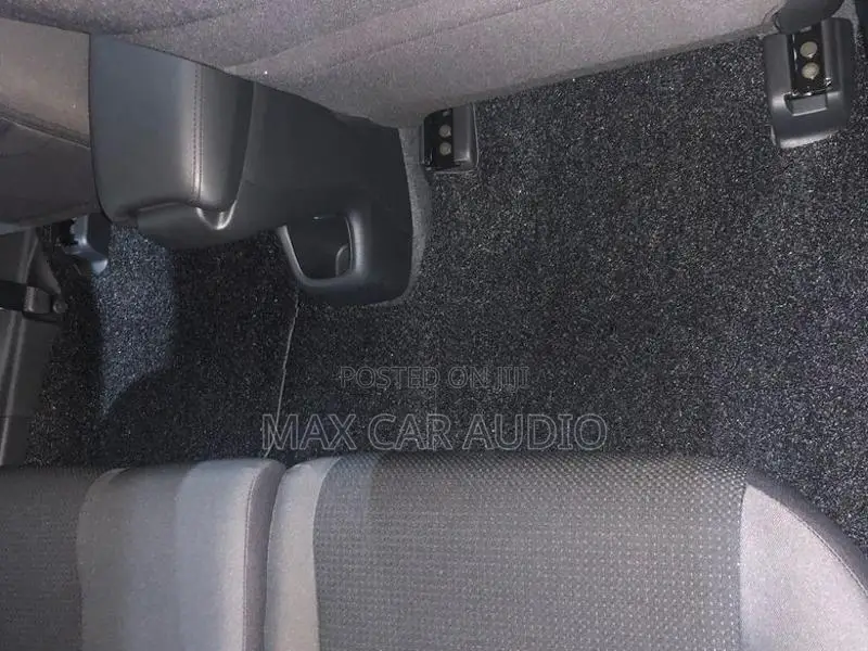 Honda Fit Car 3m Carpet Set