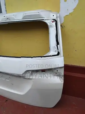 Toyota Fortuner Dicky Door