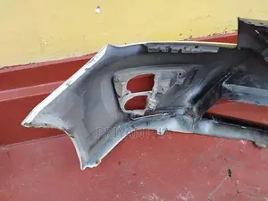 Toyota Prius 30 Gs Front Buffer