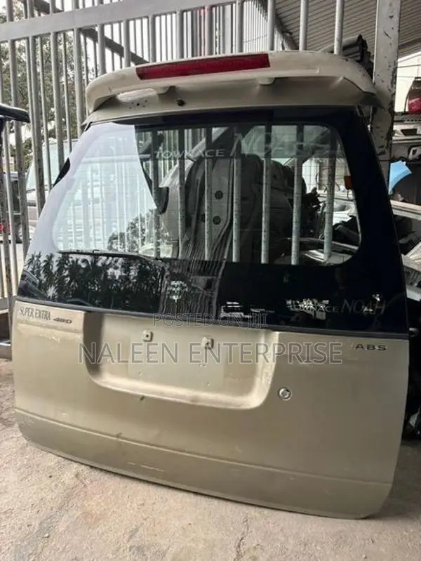 Toyota Townace CR42 Noah High Roof Door