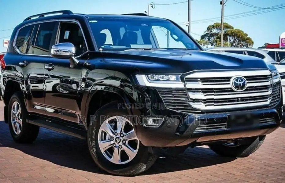 Toyota Land Cruiser Sahara 2026 FACELIFT DIESEL