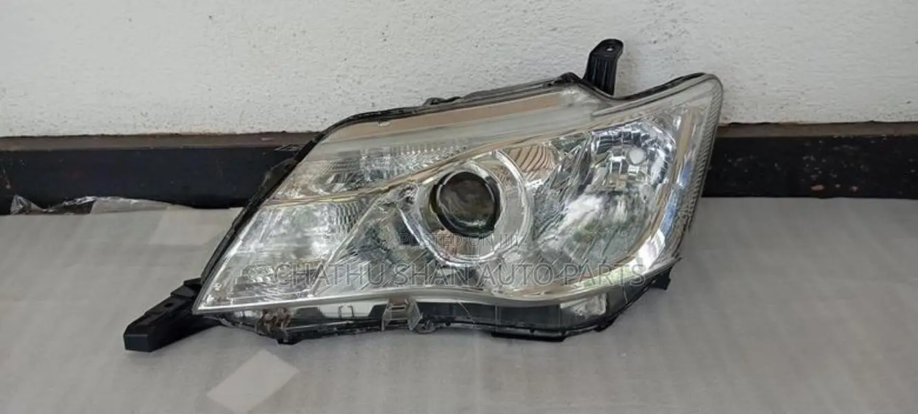 Toyota Axio 161 Headlight Scoop