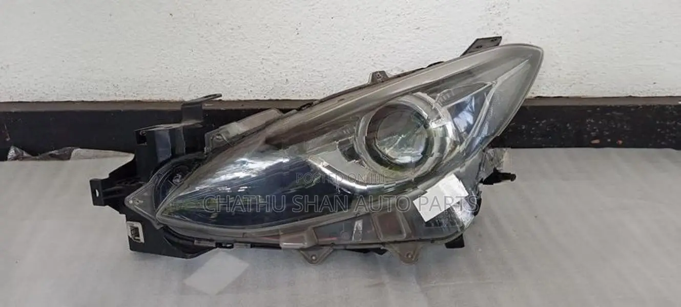 Mazda Axela 3 Headlight