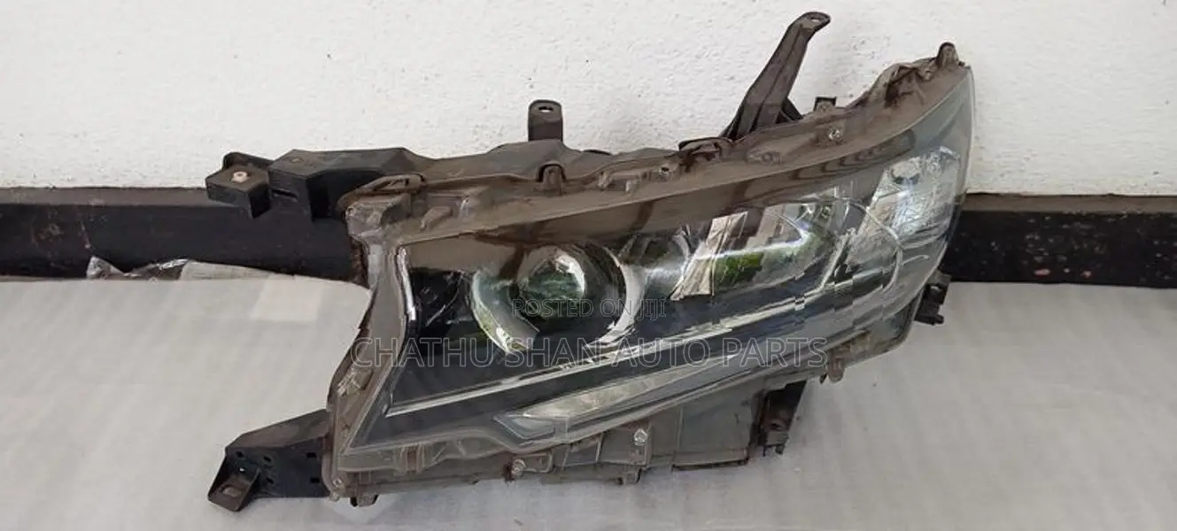 Toyota Land Cruiser Prado 150 Head Light