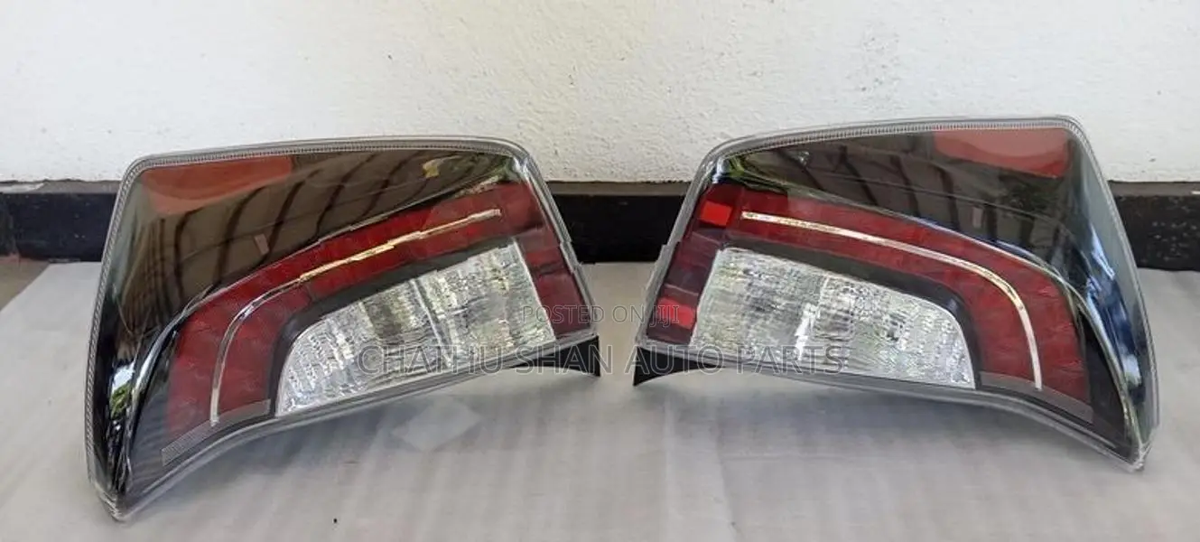 Toyota Prius Gs Tail Light