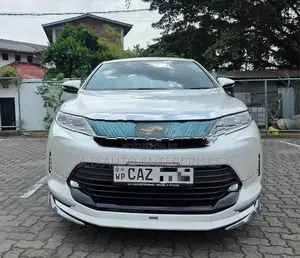 Toyota Harrier 2017