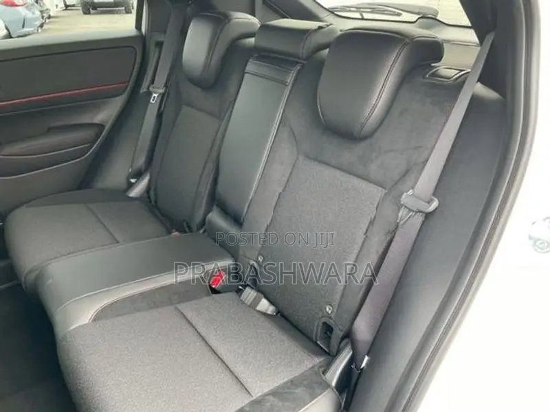 Honda Vezel RS (Import) 2026