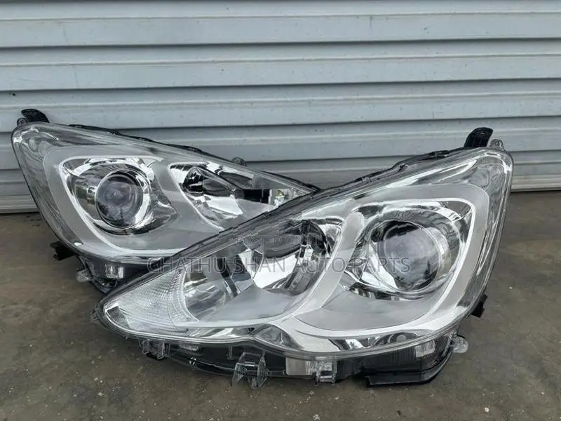 Toyota Aqua Headlight