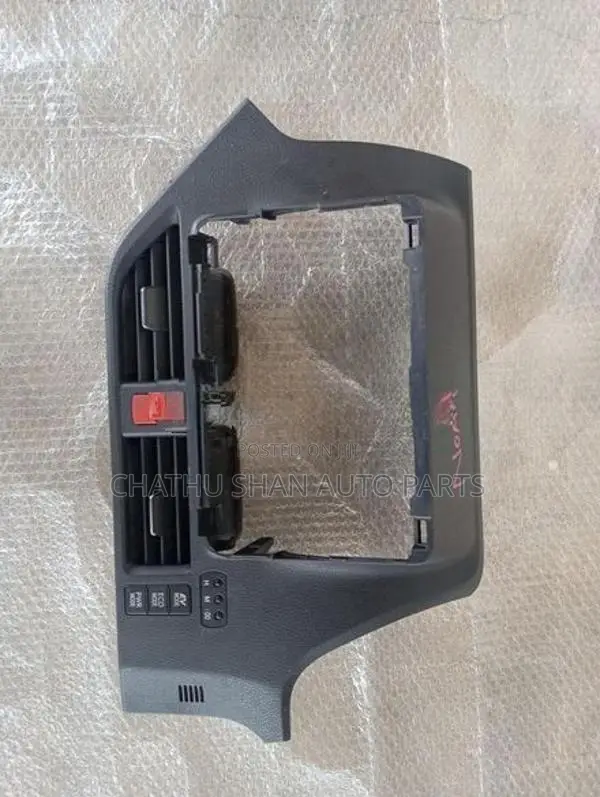 Toyota Noah Dash Board Cowling