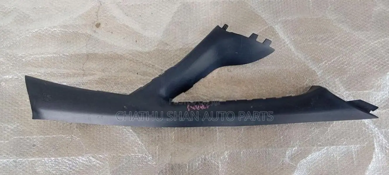 Toyota Noah Wind Screen Railing
