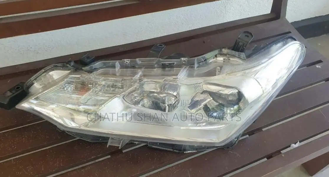 Toyota Axio 165 Head Light