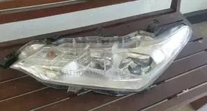 Toyota Axio 165 Head Light