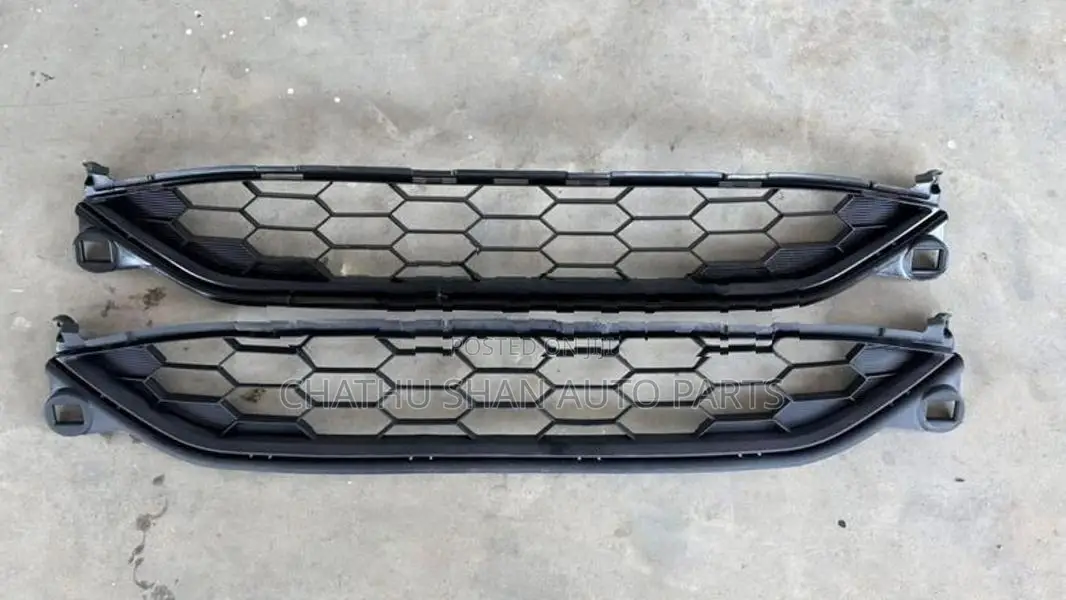 Honda Vezel Lower Grill