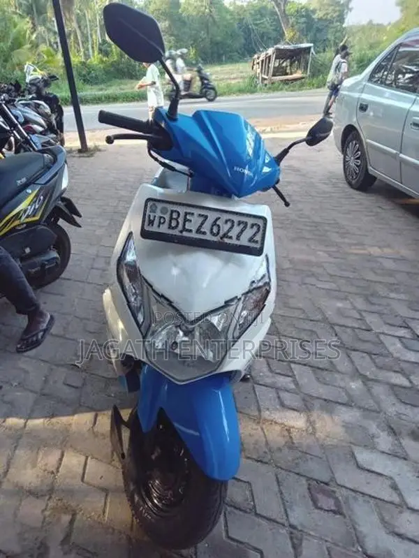 Yamaha Ray ZR Hybrid Disc 2026