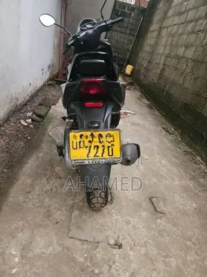 Aprilia SR 125 2018