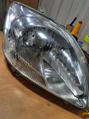 Toyota Belta Head Lamp