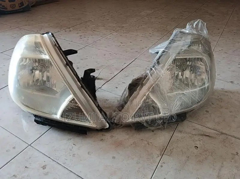 Nissan Tiida Auto Focus Head Light