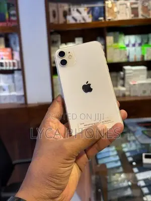 Apple iPhone 11 128GB (Used)