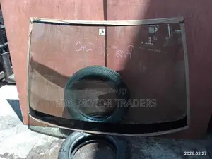 Toyota 240 Premio Windscreen