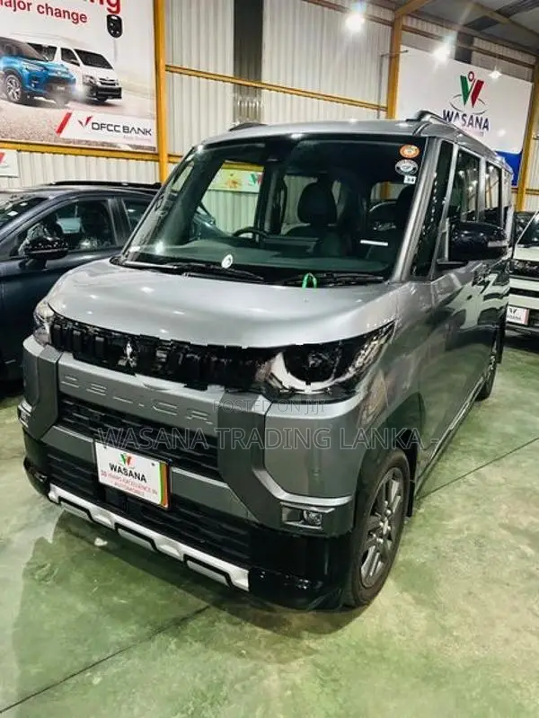 Mitsubishi Delica G premium 2025