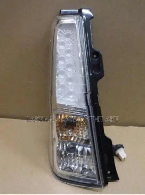 Suzuki Wagon R MH44S Stingray Tail Light
