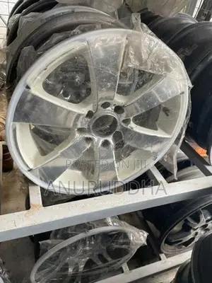 15” Alloy Wheels
