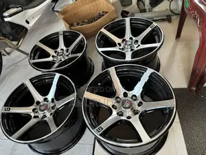 14”Alloy Wheels