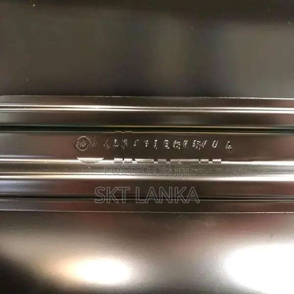 Genuine New Mercedes Vito 2018 passenger front door panel