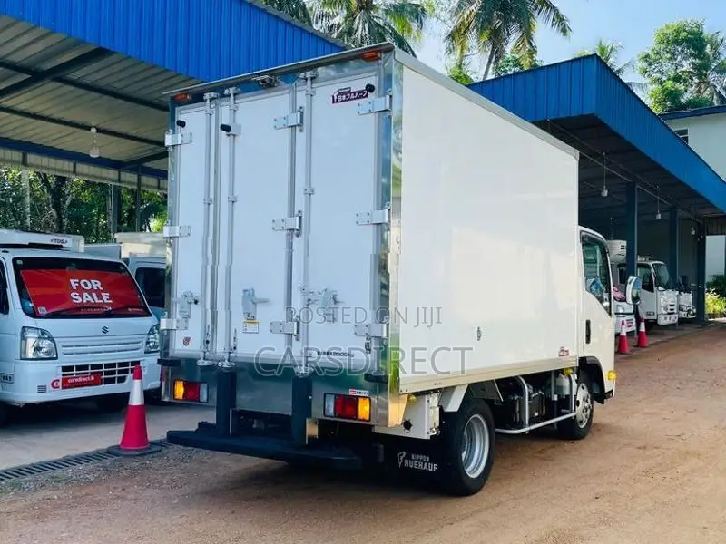 Isuzu Elf Freezer Truck -30°C 2018