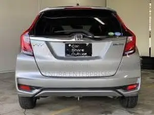 Honda Fit Gp5 Rear Buffer Panel
