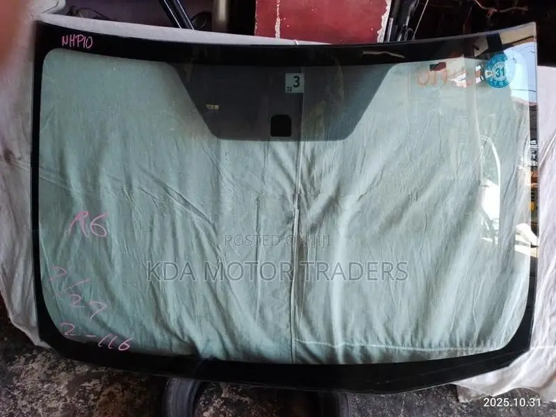 Aqua NHP10 Windscreen