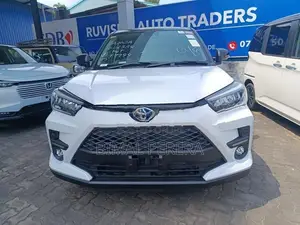 Toyota Raize Black Top 2026