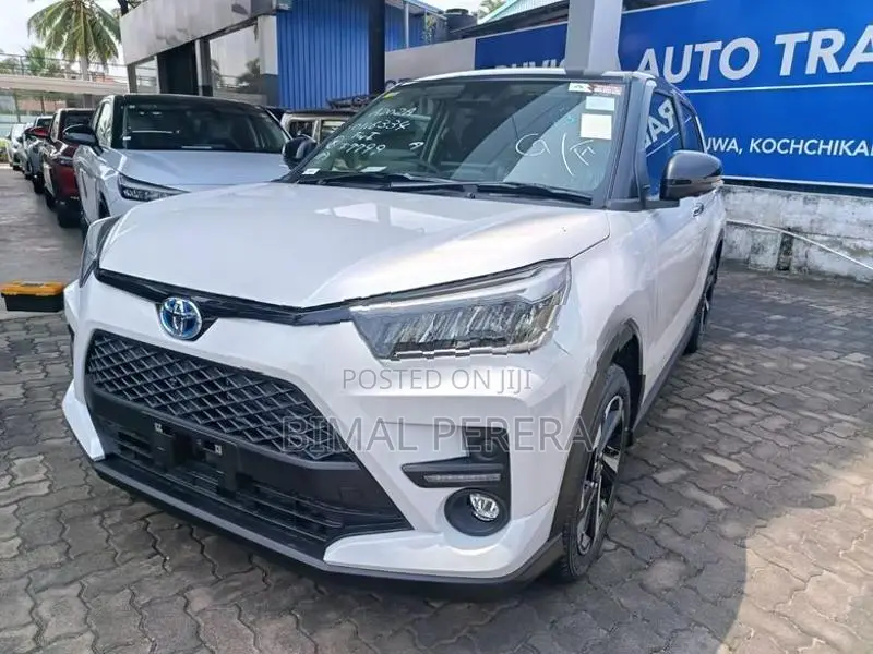 Toyota Raize Black Top 2026