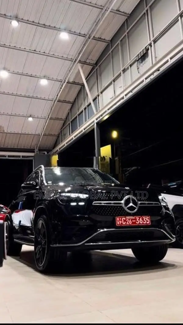 Mercedes Benz GLE 400 2025