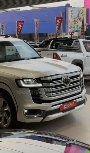 Toyota Land Cruiser LC300 2026