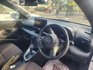 Toyota Yaris G Grade led version 2025