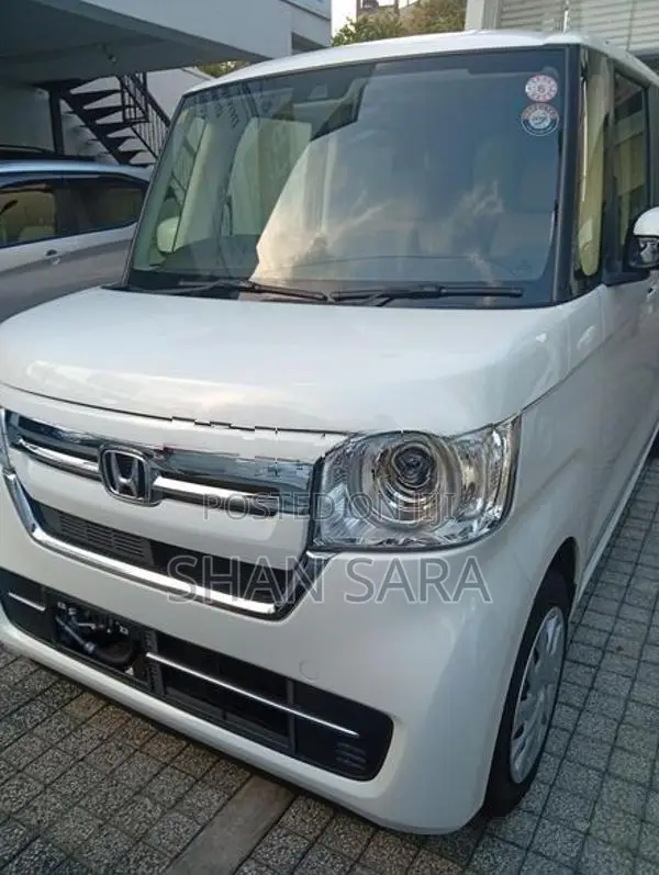 Honda N-Box X 2023